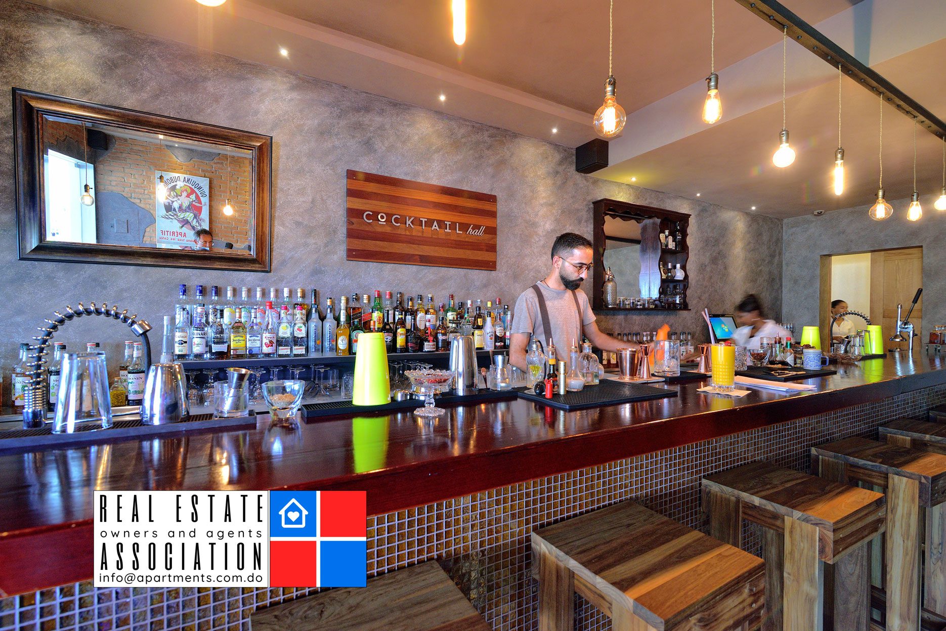 How to Be the Top of Airbnb, Booking.com, TripAdvisor, VRBO, Expedia, HomeAway, Zillow, and Redfin Listings. 10 Free Tips For Better Listing From The Profi. 13 Empty bar interior